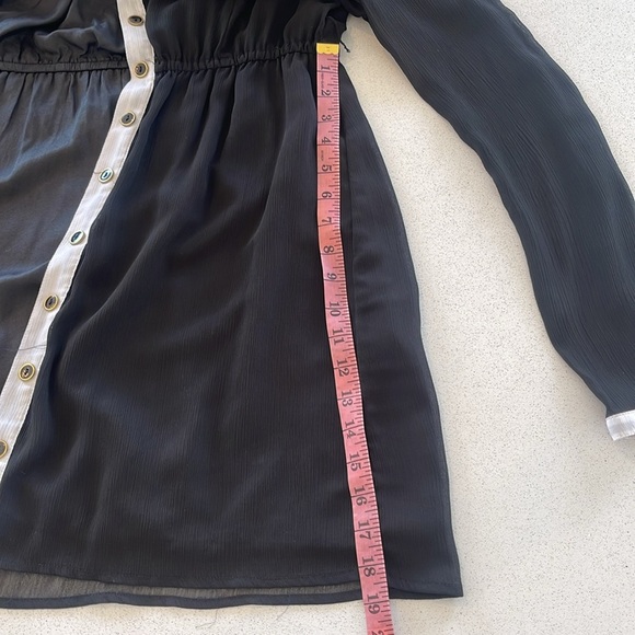 2b Bebe Long Sleeve Colorblock Shirtdress - Black/White - Size M - Picture 11 of 11